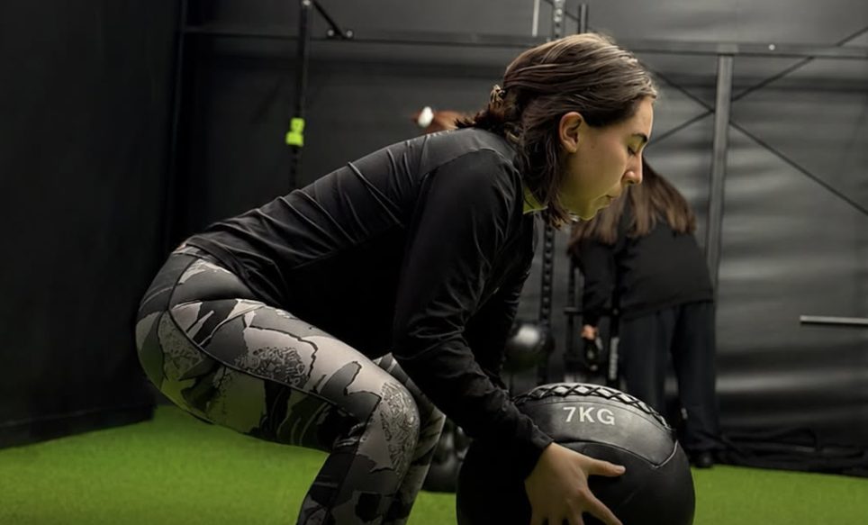 Entrenamiento personalizado con balón medicinal